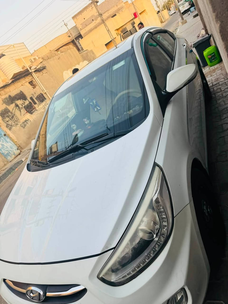 السلام عليكم اكسنت مديل ٢٠١٥ كفاله السياره بيها باردات فقط مكينه وكير وحداديه وتخم تاير وتبريد ثلج شرط الفحص رايتك بيضه وين ماتفحص مكاني البصره الآمن داخلي السعر ١٠٦ رقمي ***********
