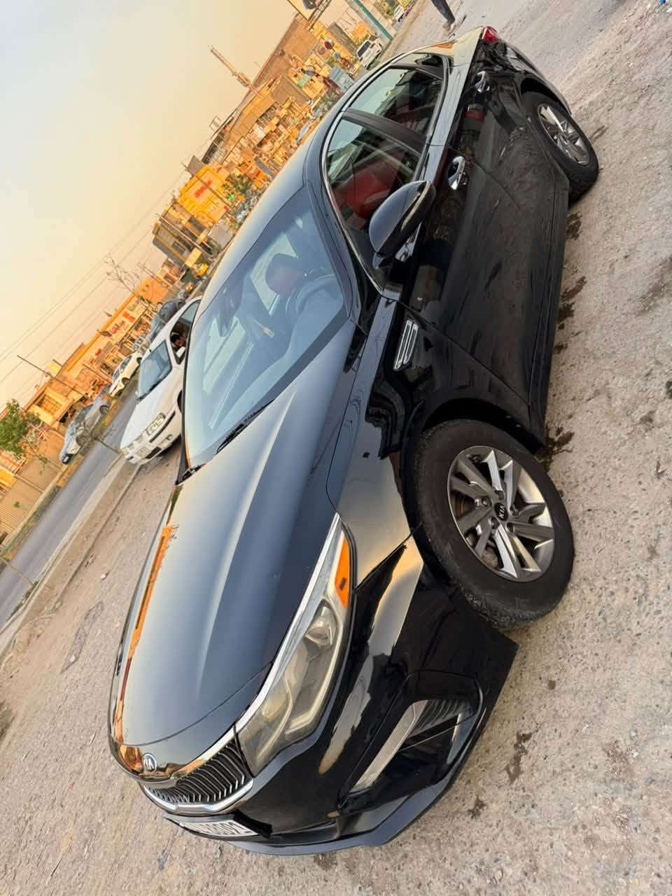 اوبتما ١٩ بغداد رقم وسنوية وهزه كلهن قبل اسبوع كملتهن موصفات fe معروفة ردار امامي تحديد مسار نقطة عمية السيارة  تخم تاير جديد و حداديه كاملة و باتري جاهزه من كل النواحي ربع ما تصرف عليها بيها ٤ قطع تبديل حادثها شطح بدون دواخل و بدون ايرباك بامريكا ٣ جاملغ وباب سايق وبنيد وهنا صار بيها قبق جنطة ماشية ١٠٣  مكاني بغداد  الزعفرانية الرقم ***********
