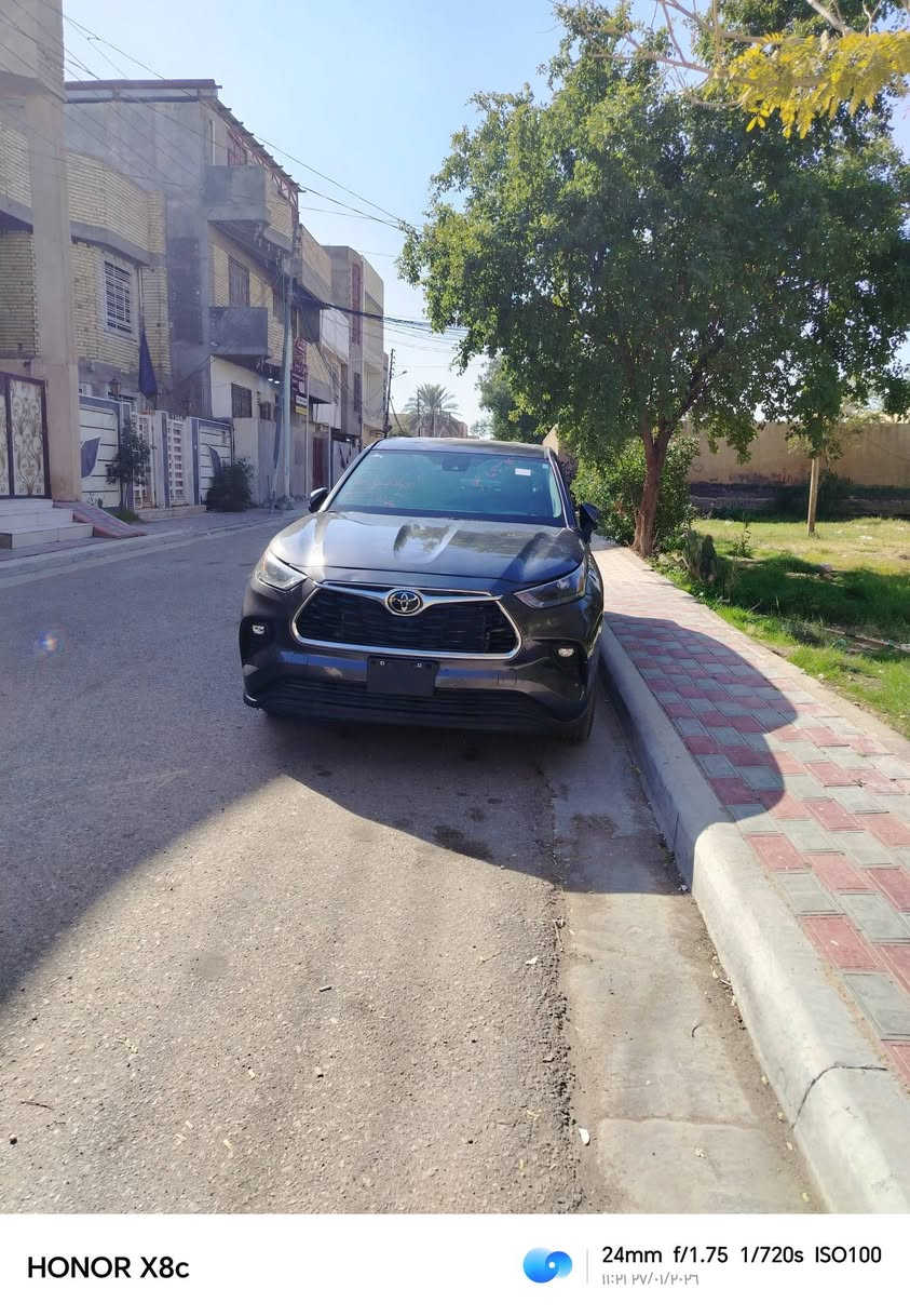 السلام عليكم تويوتاهايلندر  2023 للبيع  او المراوس حادث خفيف فحص موقت ماشية16000 صور الحادث في المنشور كربلاء للاستفسار***********
