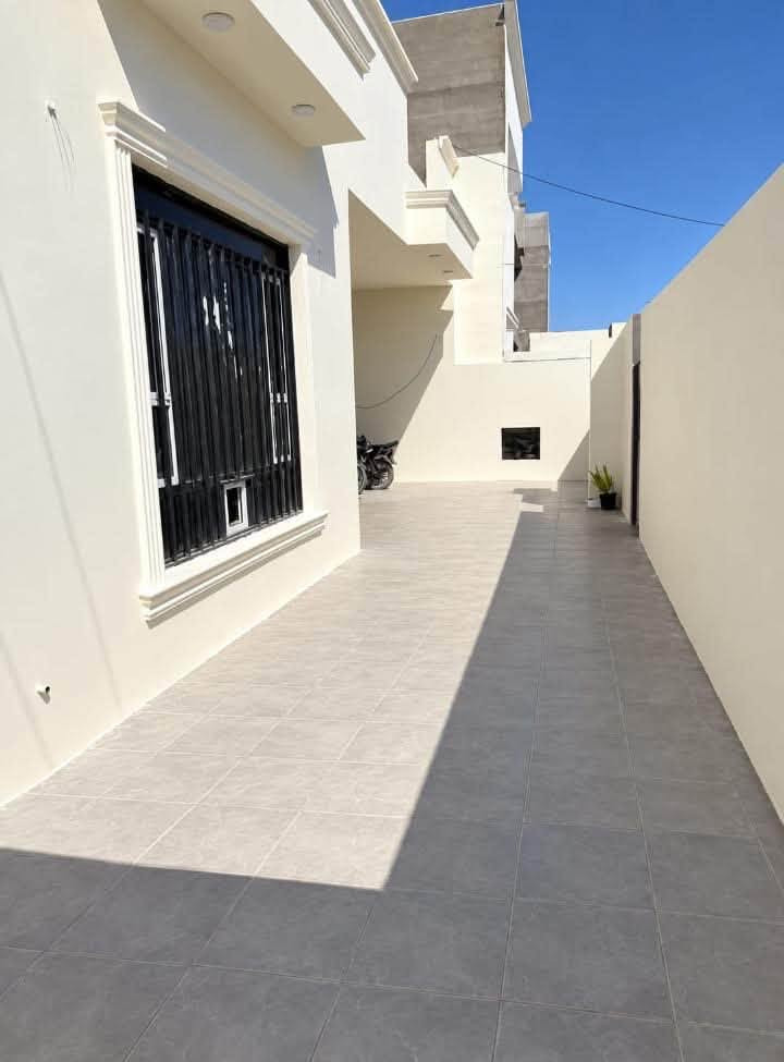 بيت للبيع بدؤانم البهراط المساحه 350البناء 250ؤ100حديقه المؤقع مميزقريب علشارع خمسين ؤقريب علشارع المكاتب بفرع الصيدليه الستفسارعل هاذا رقم***********
