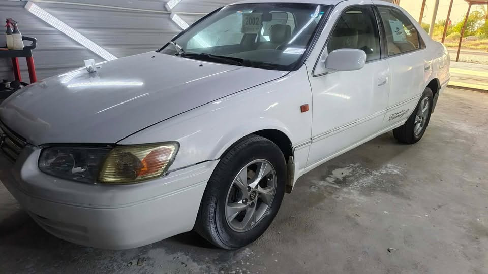 السلام عليكم كامري موديل 2001كير ومحرك شادهن قبل سبوع تبرد فول تدفئه نار صدر امامي خليفي بحاله جيده تخم تاير بيها قطع ابيع حزام رقم بغداد بسمي لايت زنون كهربائيها فول السعر 72وبيها مجال للاستفسار *********** المكان صلاح الدين قضاء الضلوعيه ناحيه النهرين
