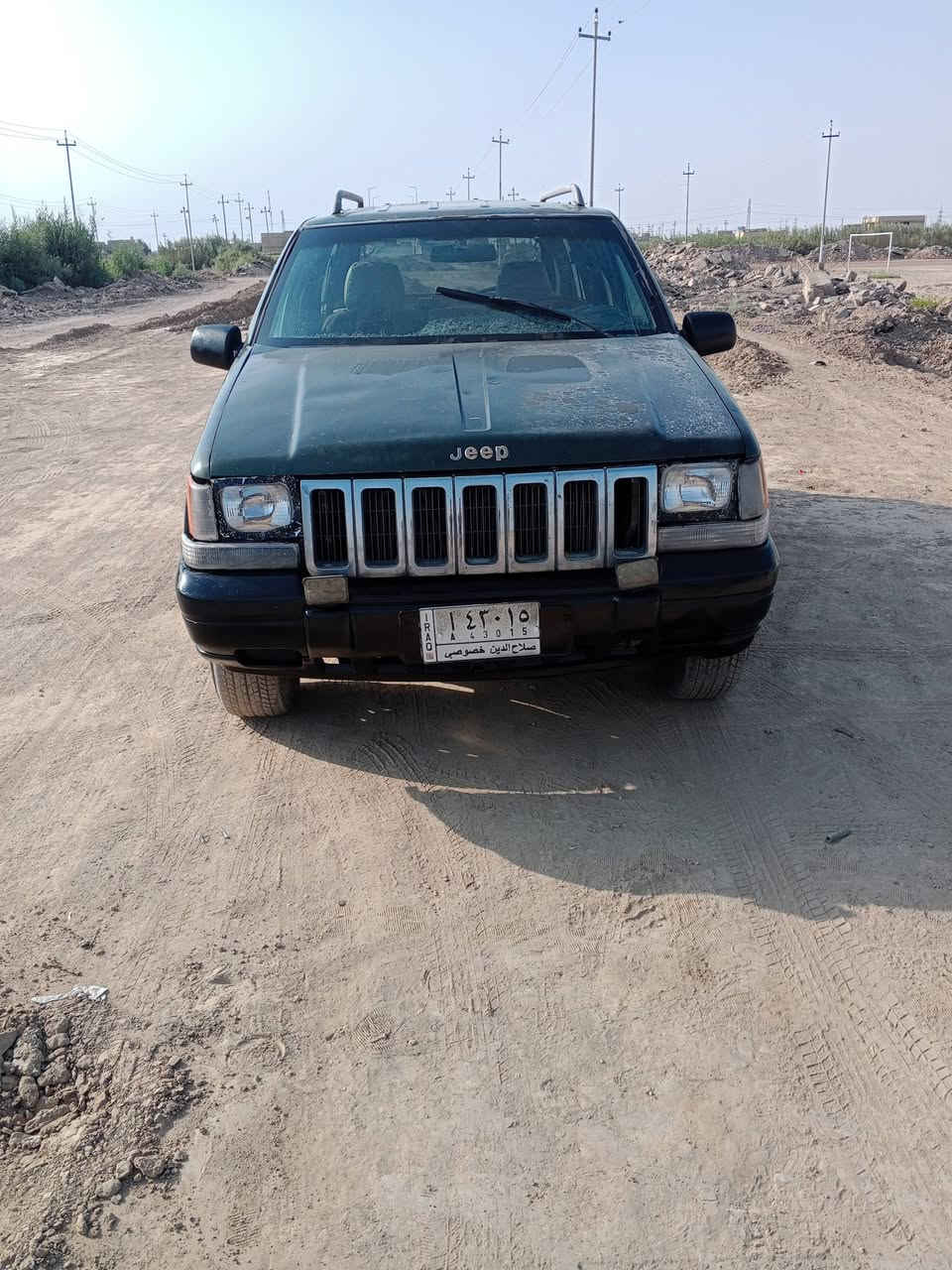 سلام عليكم جيب للبيع موديل ٩٥ سياره تحويل مباشر سنويه ٢٧ راعيه موجود يمي تحويل مباشر مكينه بطه مكينه وكير خير من الله سياره حلوه عوزه ترتيب بسيط كلش نواعم تايرات جدد باتري جديد السعر ٣٠ ورقه وبيها مجال حك الجيه بس مكان واسط كوت ***********
