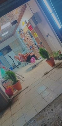 المحل بحاجة @ الى حلاق ٠٧٨١٣٢٠٠٧٤١