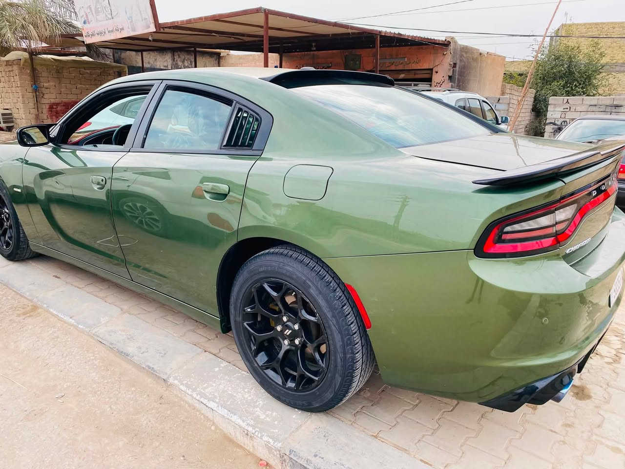جارجر sxt 2019 وارد كندي
رقم بغداد باسمي. لون زيتوني 
صور الحادث بالمنشور  ٣  قطع صبغ 
فول عدى الفتحه  
كشنات كهربائي
ستيرن كهربائي 
ذاكرت مقاعد
كشنات جلد حضن 
حساسات خلفيه  
كشنات تبريد تدفئه 
 مري ترحيب
مري قلابه
مكانها النجف 
السعر ١٨٠ وبيه مجال 
***********
