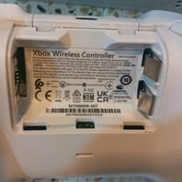 للبيع اكس بوكس سيريس اس ( xbox seres s) ابيض 1تيرة (1000جيجا) اصدار 20...
