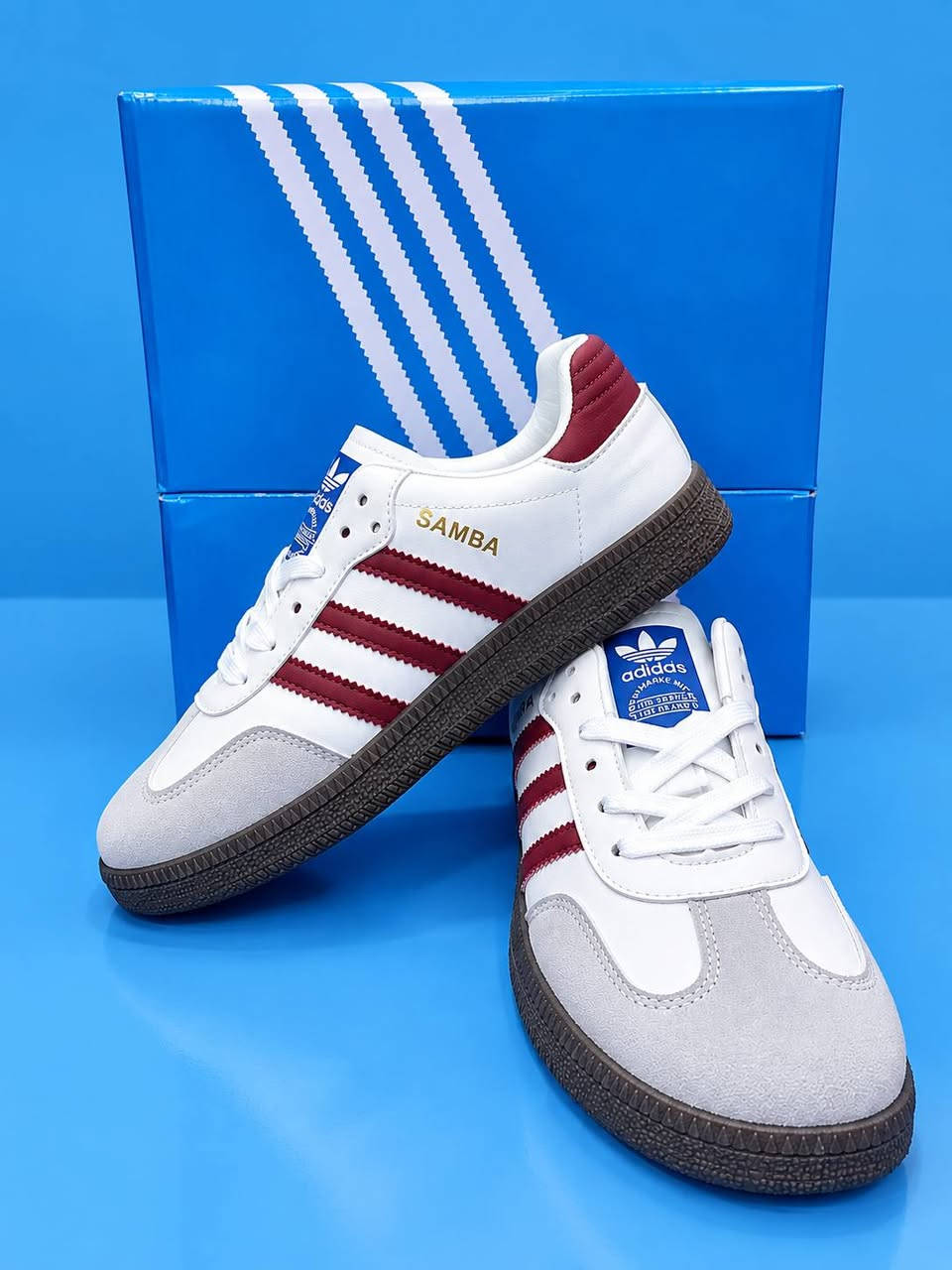 "الأناقة التاريخية تلتقي بالحضور العصري. تميز بمجموعة Adidas Samba(أديداس سامبا  ) التي تجمع بين أصالة التصميم وراحة لا تُضاهى. متوفرة بثلاثة خيارات لونية تخطف الأنظار لتناسب جميع إطلالاتك.
​لا تبحث عن المألوف، ارتدِ الأسطورة الآن!

يوجد توصيل لجميع المحافظات العراق 

📩 للطلب: أرسل رسالة للخاص الآن!
​📞 للطلب والاتصال أو التواصل عبر الواتساب:
***********
***********
​📍 العنوان:
بغداد - التاجي
