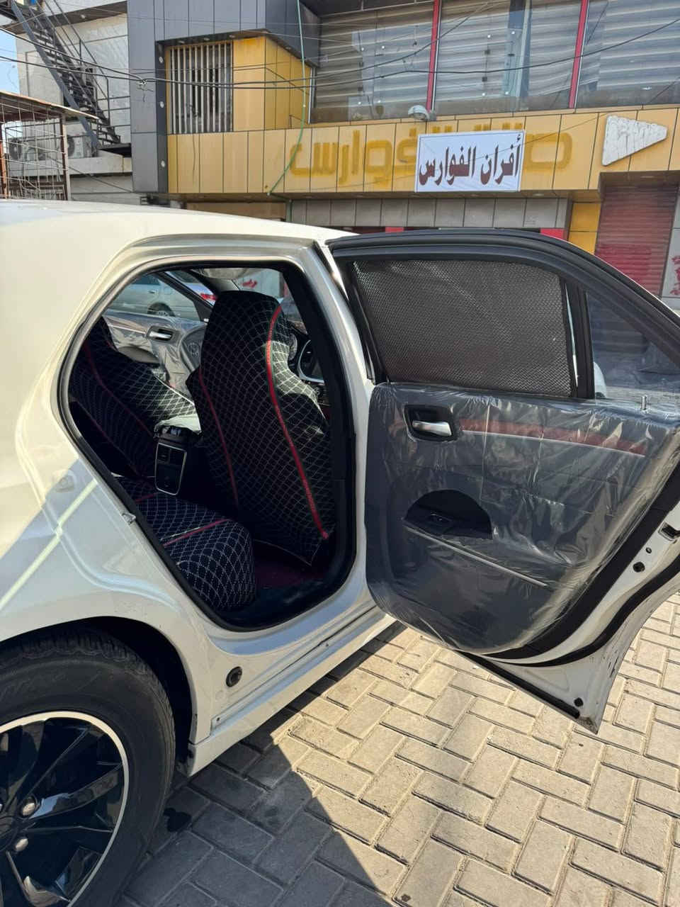 السلام عليكم أوباما كسر كارتون فول مواصفات مكينه ٣٦٠٠ مكينه كير حداديه تخم تاير مكينه كير ويلات كله جديد رقم وسنويه شمالي حساسات خلفيه كامره شاشه نقص ما بيها موديل 2014 بانزين اصل كصه جنطه العنوان البصره استفسار ***********
