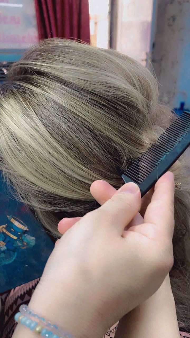 ✨عرض ذهبي من صالون كادي لمدة يومين فقط ✨
دلّلي نفسك بأجمل الخدمات بأسعار مميزة 💖

يشمل العرض:
✔️ ميش+صبغ شعر+معالج 
✔️ حفافه
✔️ شمع
✔️ تنظيف قدم
✔️ تنظيف بشرة ملكي
✔️ قص شعر + سشوار
+اكرلك
🔥 كل هذا بـ 40 ألف فقط 🔥

سارعي بالحجز قبل انتهاء
‏‪***********‬‏
