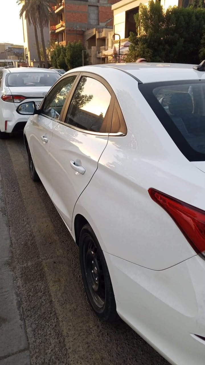 شانجان موديل ٢٥ أريدها ب٧٥٠٠ ونص. باقي عليها تسديد ١٠ ونص مكفولة كفالة عامة. استفسار. *********** مكاني بغداد الدورة قسط شهري ٥٠٠.   سيارة مال صاحبي. مكلف بلنشر ملاحظة سيارة بيها منظومة غاز
