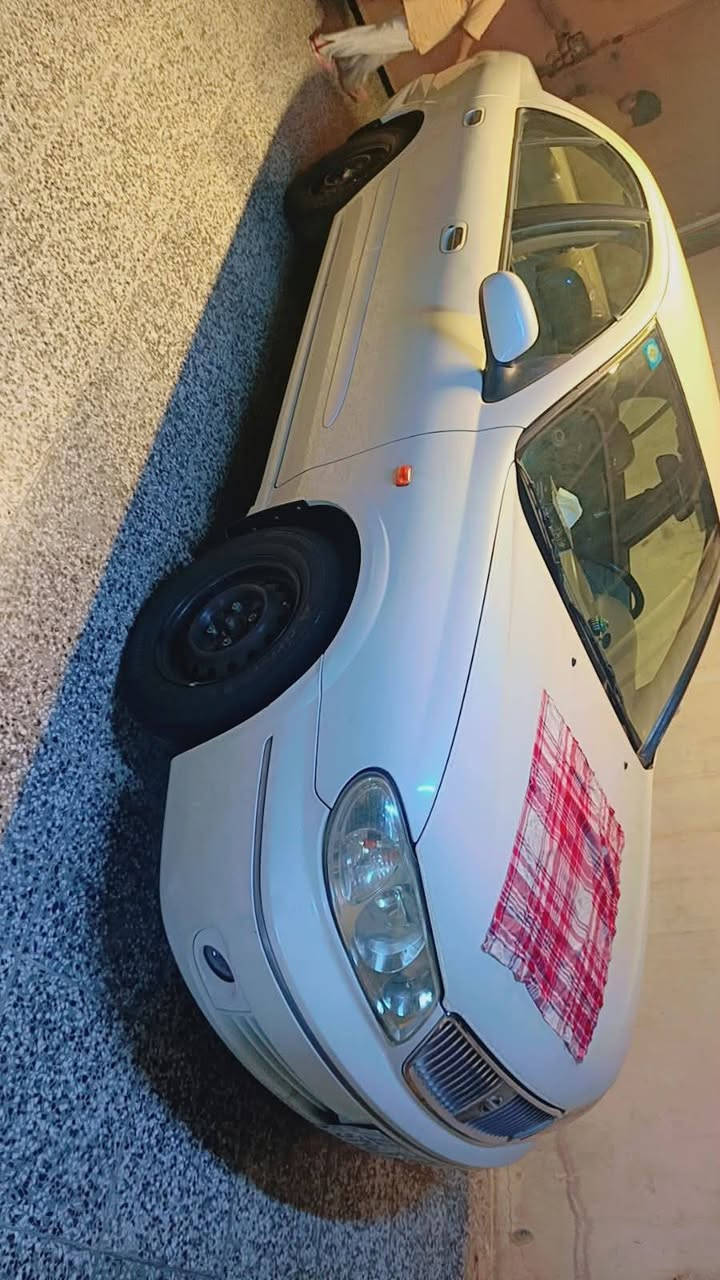 نيسان صني • ٢٠٠٩ • اسود