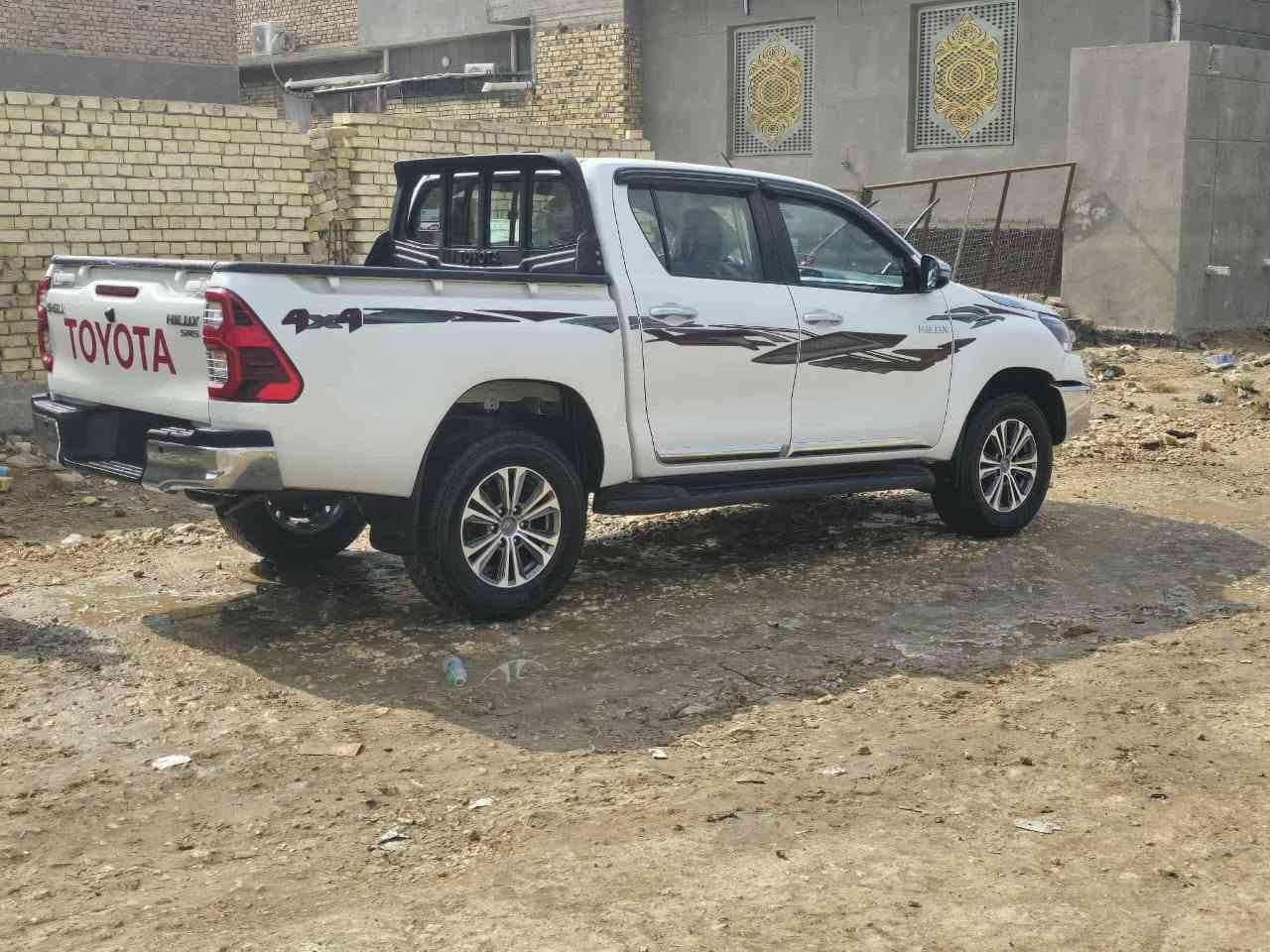 السلام عليكم ورحمة الله تعالى
سياره هايلوكس فورويل وارد عبد اللطيف جميل سعودي 

فول مواصفات مكفوله كفاله عامه 

رقم بغداد ماشيه 141 الف 
موديل 2021

اتصل وبيك خير وادلل 

***********
