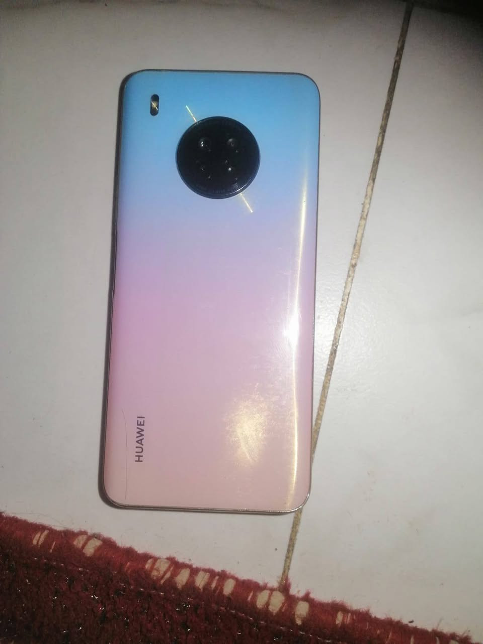جهاز HUAWEI Y9a ما مفتوح 100 بي مجال قليل مواصفات بصوره مكاني بابل ابو غرق ***********واتساب 60 فريم

