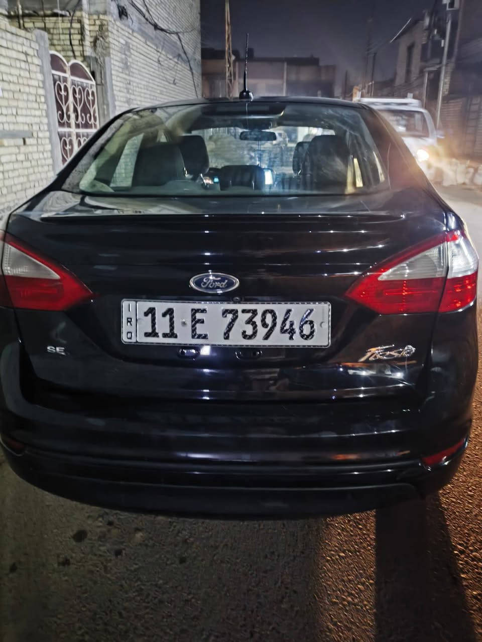 @
سلام عليكم 
فورد فيستا للبيع موديل 2019
رقم بغداد هزه جديده بسمي تحويل
ماشيه ٨٠الف العنوان ((بغداد البلديات ))
متواجد واتساب *********** مستعجل على البيع
السعر 65 بيها مجال للطيبين 
كلشي اكو بل سوك لا تكسر بحلال الناس
مستعجل على البيع 
كير مكينه كفاله 1600 
فول ما عدا الفتحه
