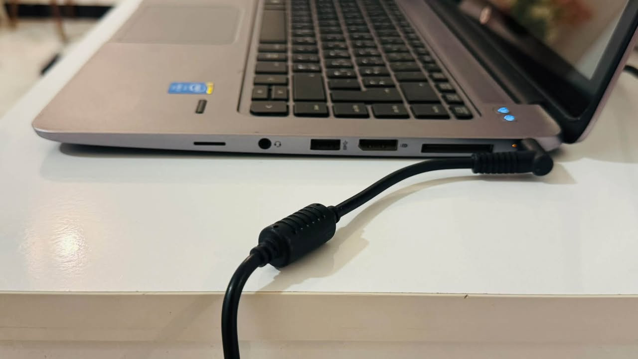 HP EliteBook • i7 vPro • النجف الاشرف