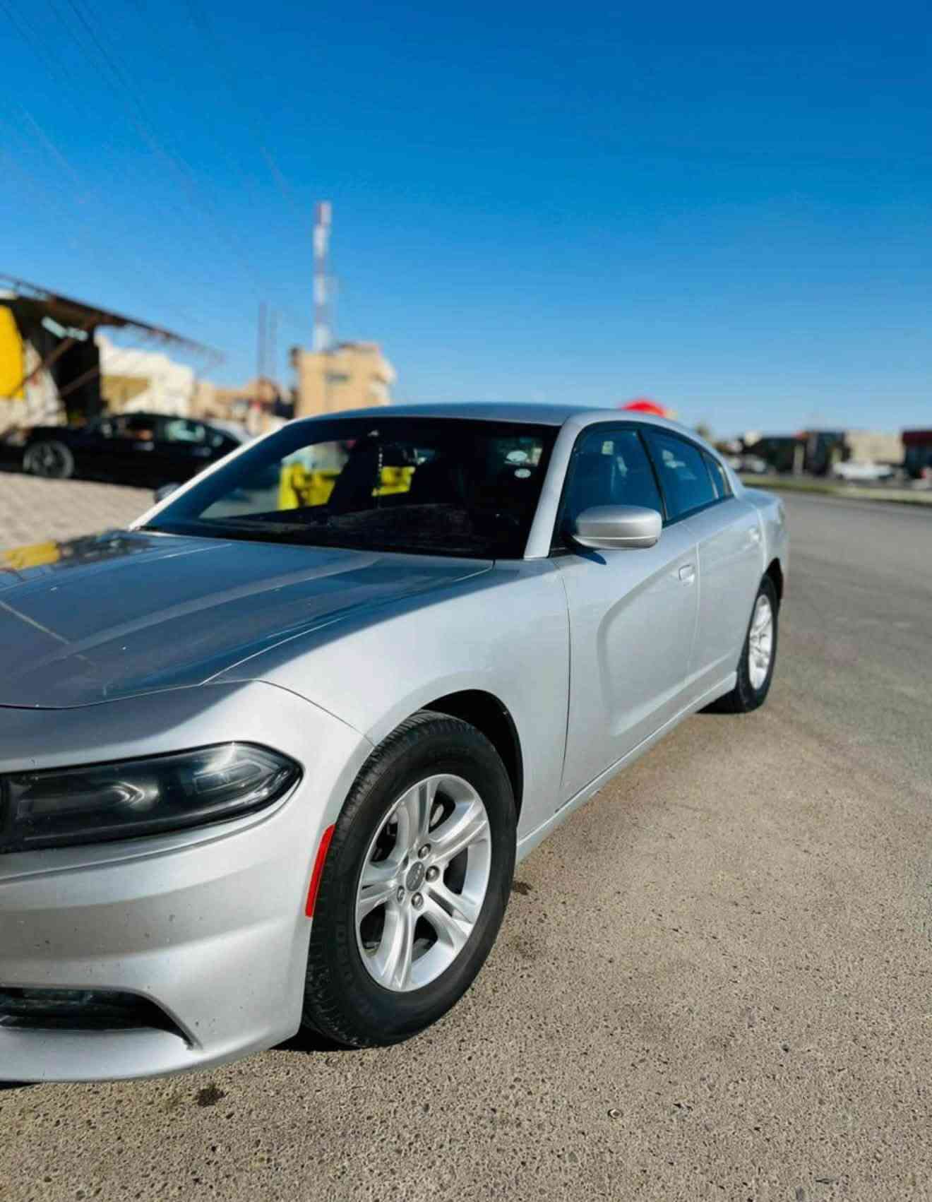 جارجر موديل 2020 sxt وارد امريكي بيها قطعتين صبغ بدون ايرباك سعر 175 وبيها مجال بسيط مكان السيارة تكريت
للاستفسار الاتصال *********** او ***********

نص مكتوب في الصور:
- للبيع
- بيع