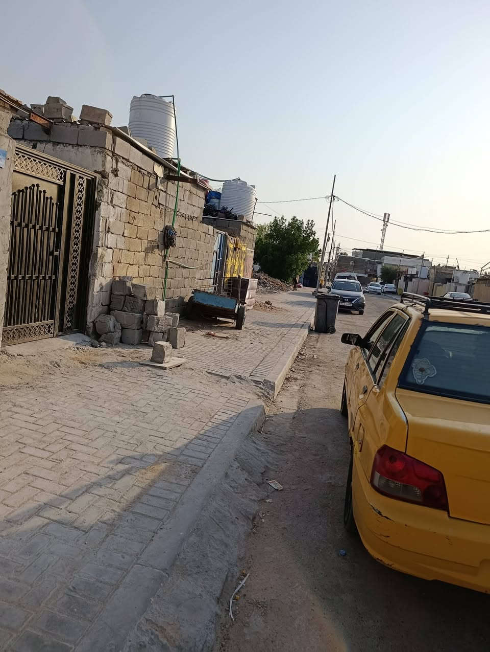حي الجامعة • قرب الحديقة • غرفتين وديوانية