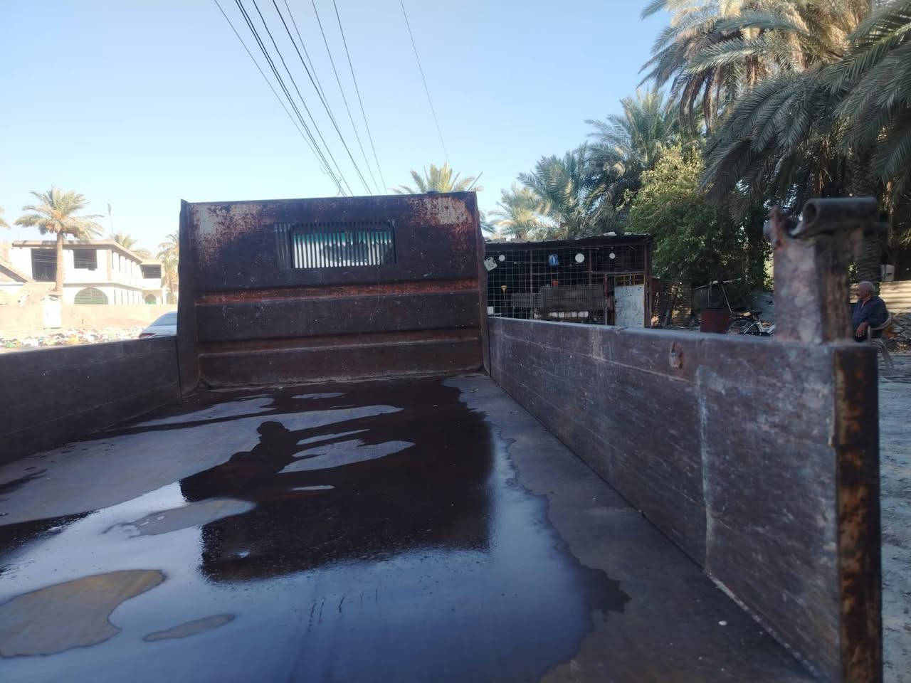 ازوزه للبيع 2 طن رقم انكليزي باسمي
كفاله،عامه
لسعر 65 وبيه مجال،حك الجيه
***********
