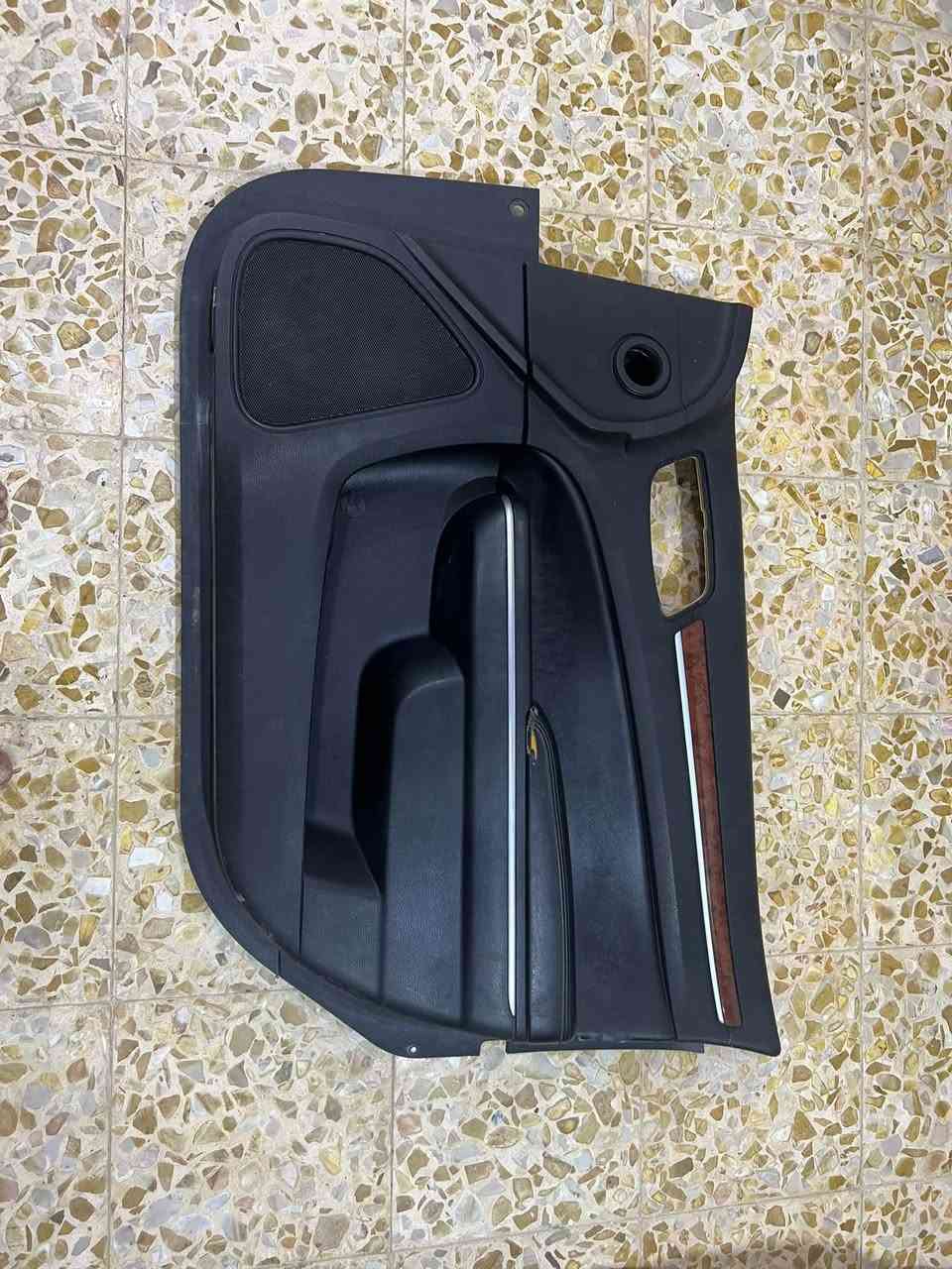 لايت يمين • اكواب • بطانه اماميه