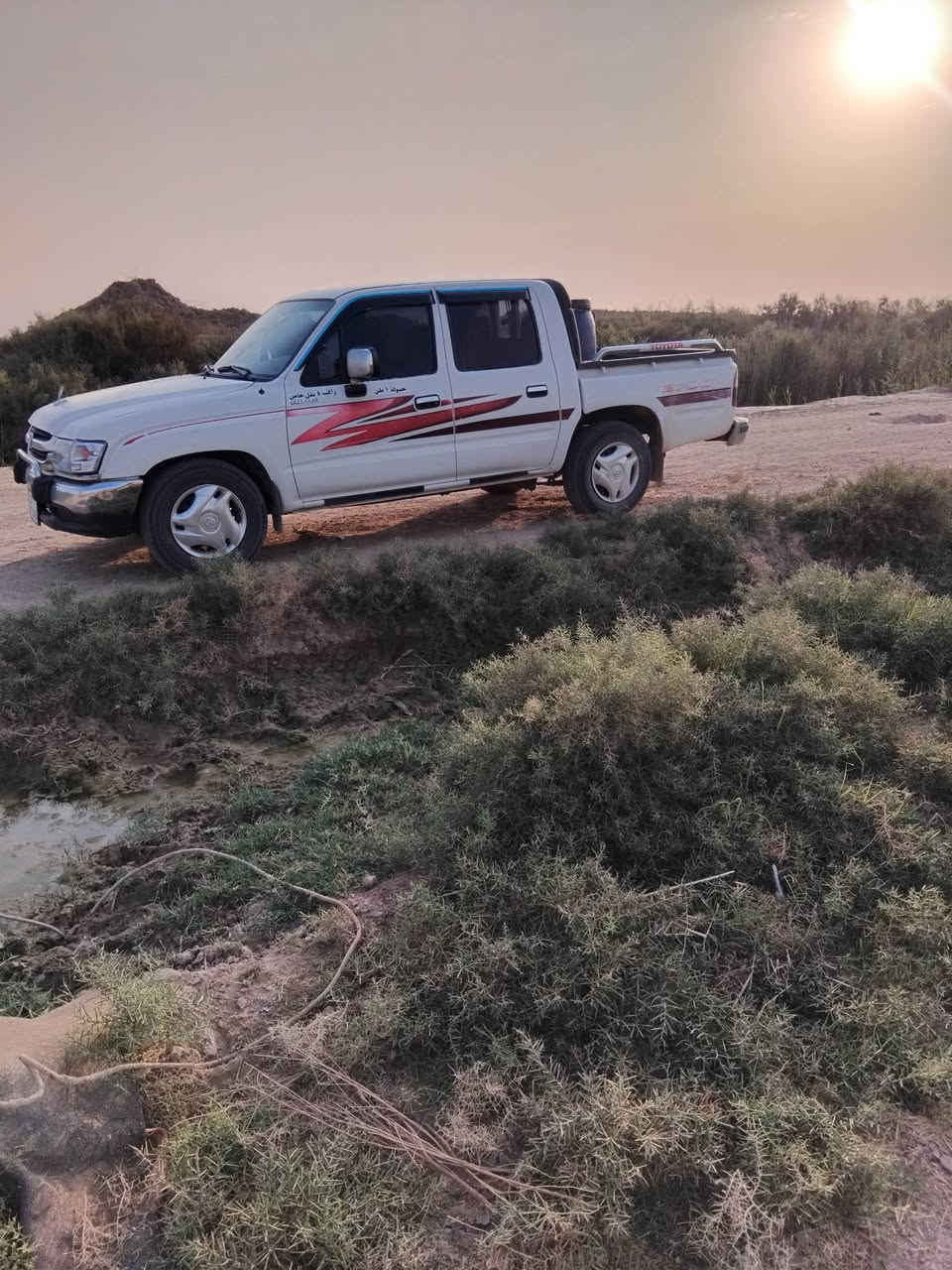 السلام عليكم بيكم موديل 2002 السياره بيها باردات قليلات ما يعوكن الشراي باكتارها السياره تصلح مراوس او بيع سياره ما ناقصها برغي ع وضع الشركه ***********
