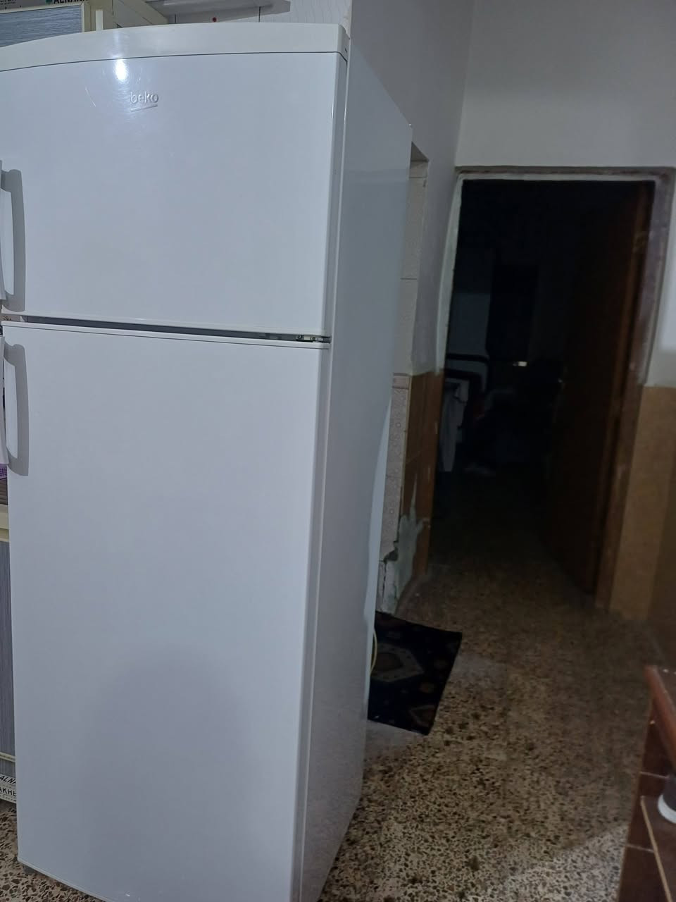 ثلاجه بيكو الحجم الكبير جديده حيل السعر 550 المكان الاعظميه ***********
