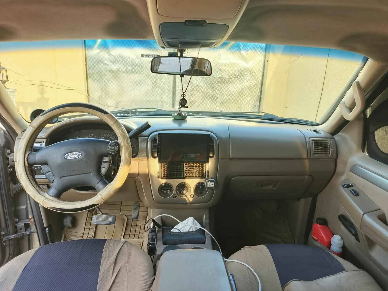 السلام عليكم
سياره فورد اكسبلور 2004 مكينه v8 عليه منضومه غاز تبريد شغال السياره بسمنه مكان السياره بغداد السعر 65 و بيهة شويه مجال
*********** بغداد, العراق
