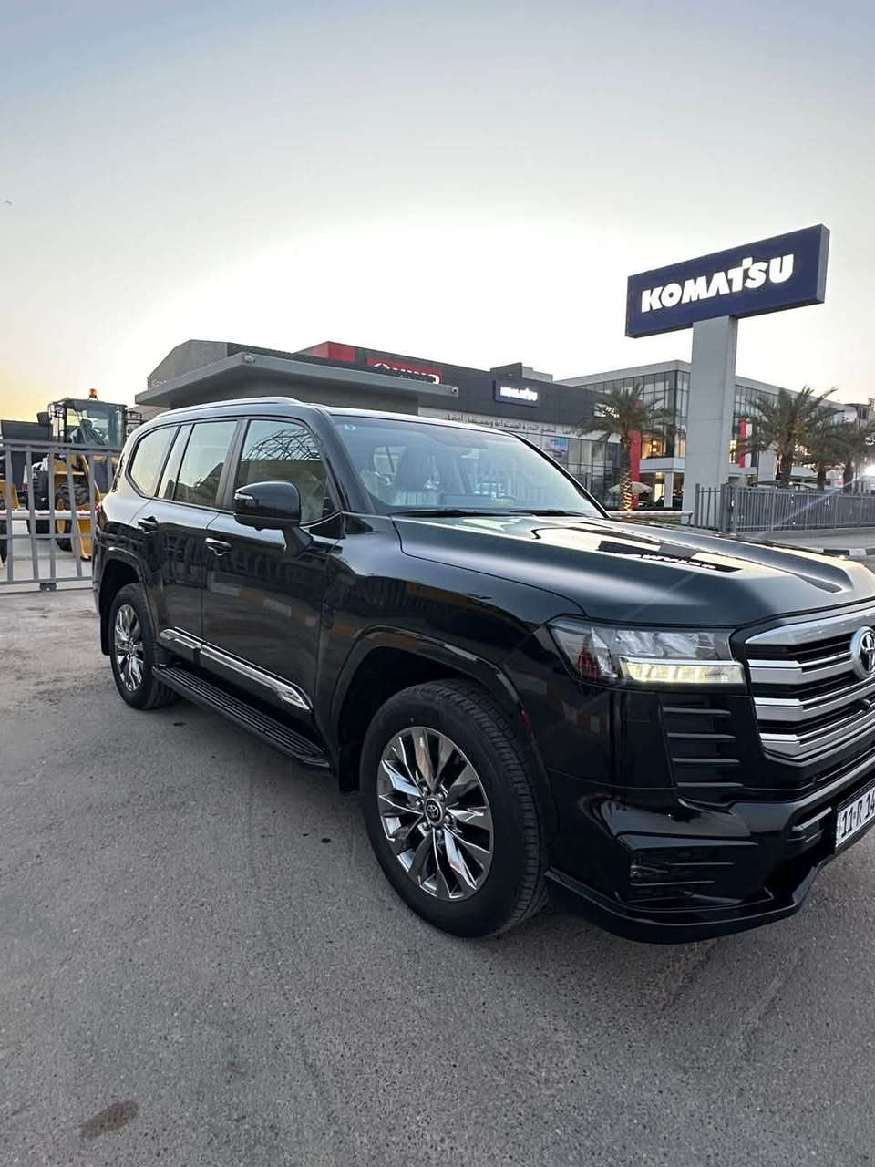 لاندكروز 2024 اسود
لمتد GXR
السياره فول ابريميه
كامره 360 
ماشيه 16 الف 
على وضع الشركة 
معروفه مواصفات اللمتد

بيها فقط شخط بالجاملغ ولدعاميه بيها تكحيل ع كد اربع اصابع

السياره بأسمي تحويل ثاني يوم 
هزة جديده سنوية جديدة 

مكاني بغداد السيديه 

السعر / 710$ وبيها مجال 
***********
