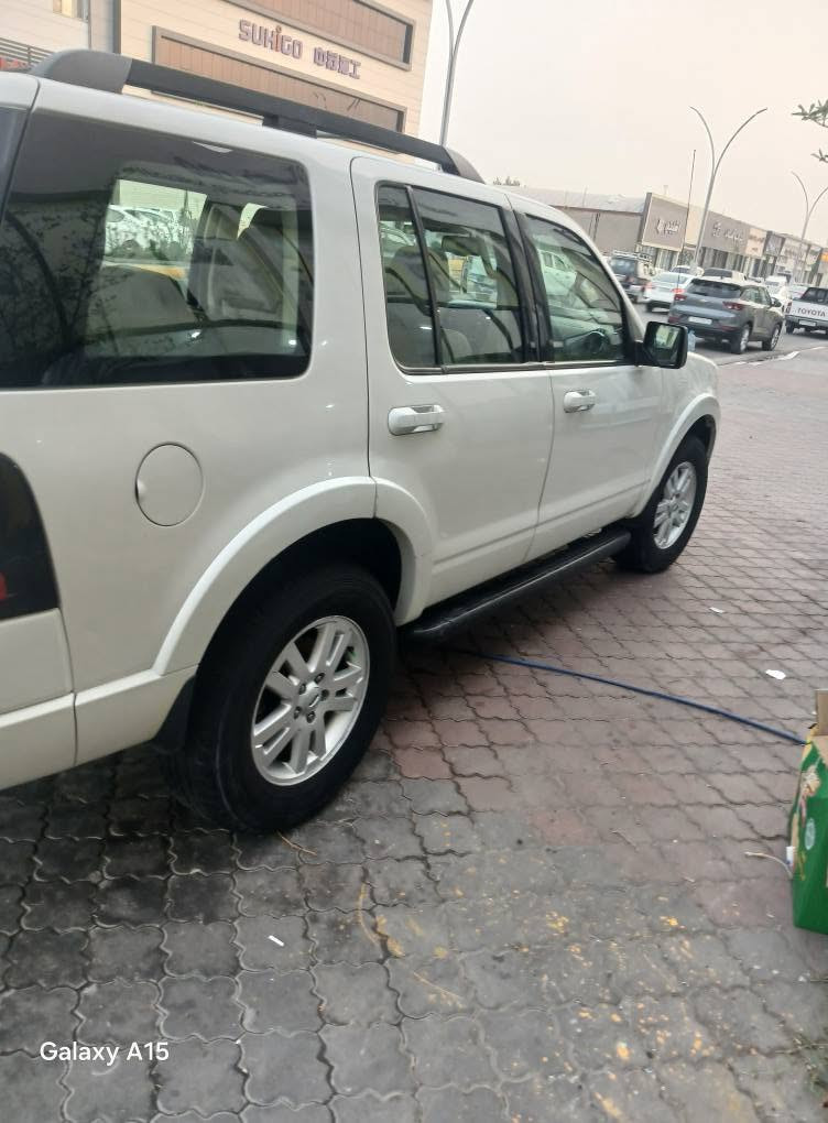 اكسبلورر • ٢٠١٠ • ٧ راكب