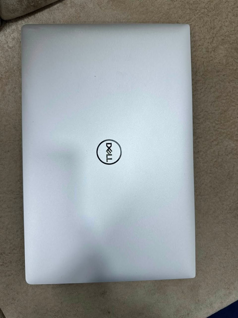 لابتوب للبيع
المواصفات
Full HD
dell precision 5540 :الموديل
المعالج والجيل: انتل كور HQi7 الجيل التاسع
كارت الشاشة: كارت شاشة خارجي 4GB NVIDIA
الذاكرة العشوائية: 32GB DDR 4+ كارت شاشه انتل داخلي 4GB
512 GB SSD :الذاكرة
حجم الشاشة: 15.6 دقة الشاشة 4k
النظافة : 95%
البصرة /الزبير 
واتساب ***********
