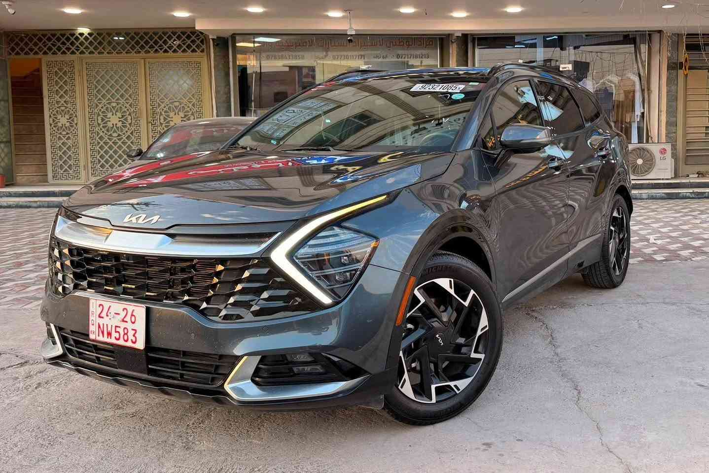 🔥 كيا سبورتاج SX Sportage 2024 🔥

🚘 فول مواصفات | مواصفات عالية جداً

داخلية أحمر فخمة
نظام صوت Harman Kardon
5 كاميرات
كشنات تبريد وتدفئة
ستيرن تدفئة 
ستيرن هزاز عند التحذير 
نظام النقطة العمياء
بريك تلقائي عند الطوارئ 
كشنات جلد
شاشة وسطية كبيرة + أنظمة ترفيه واتصال
تشغيل بصمة / دخول ذكي
تشغيل عن بُعد
حساسات أمامية وخلفية
نظمة أمان ومساعدة للسائق
نظام تحديد المساء وشبه قيادة ذاتية
إضاءة داخلية
جنوط ألمنيوم
LED أمامي وخلفي
فتحة سقف بانورامية
تحكم أوتوماتيك بالمناخ
 Apple CarPlay & Android Auto
 أنظمة مساعدة للركن

الحالة: بدون قطرة صبغ
صورة الحادث مرفقة شبه حادث ميتسمى حادث
فقط بارد بسيط بالجاملغ الأيمن

📍 العنوان: الجادرية
📞 ***********
📲 متواجد واتساب بغداد, العراق
