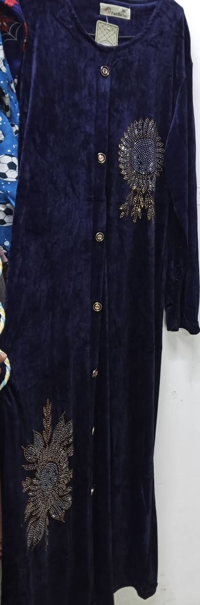 ملابس • ماكو تفاصيل