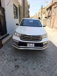 هايلوكس كويتي 2018كفالة ماشي 150 الف سعر 247$ بيها شي بسيط اتصل 077449...
