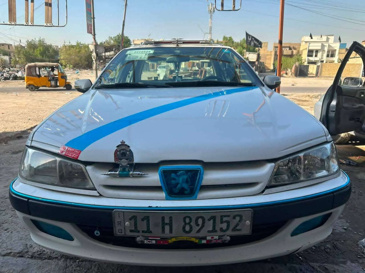 سلام عليكم بيجو بارس ١٥سنويه باسمي سياره كفاله شوفت عينك ومعمره عله أيدي السعر قفل من الاخير 27 ورقه مكاني كربلاء ***********
