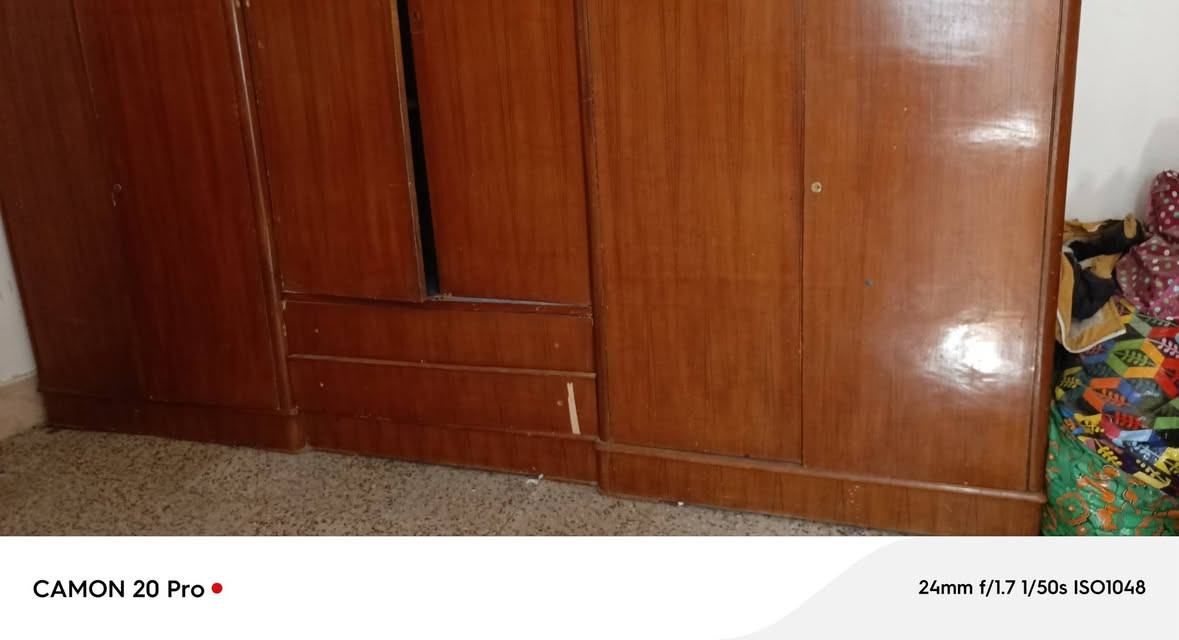 غرفة اخشاب • للبيع • رخصة الادمن