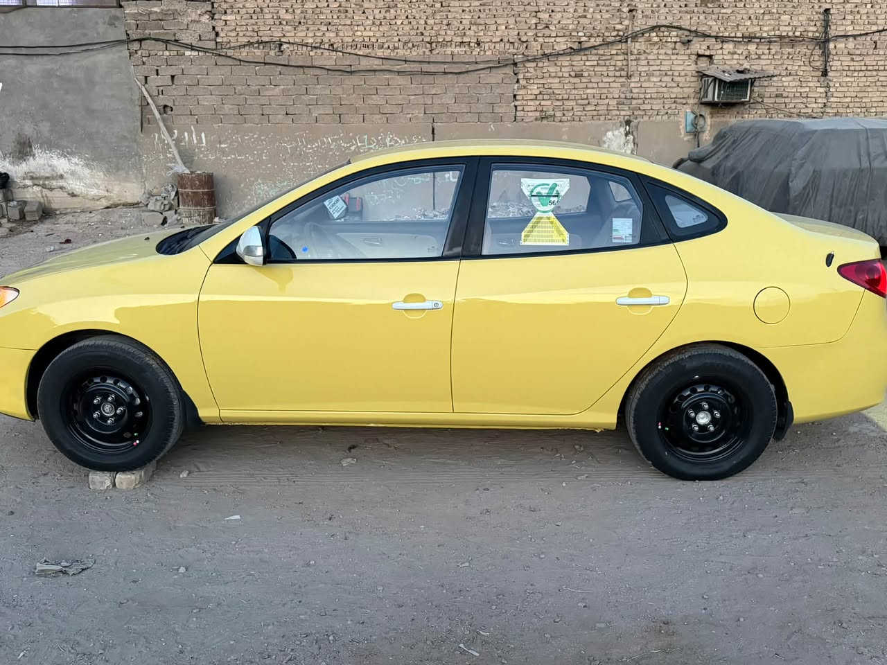 سلام عليكم النترا للبيع 2011 خليجي شركه. عامه سياره كفاله من ضربه ومن تبديل كفاله عامه مكينه 1600دكشن عالي مكينه جديده تخم تاير تبريد صدر خلفي وأمامي سنويه بسمي هزه جديدي ماصاقطه للتواصل ***********العنوان بغداد

