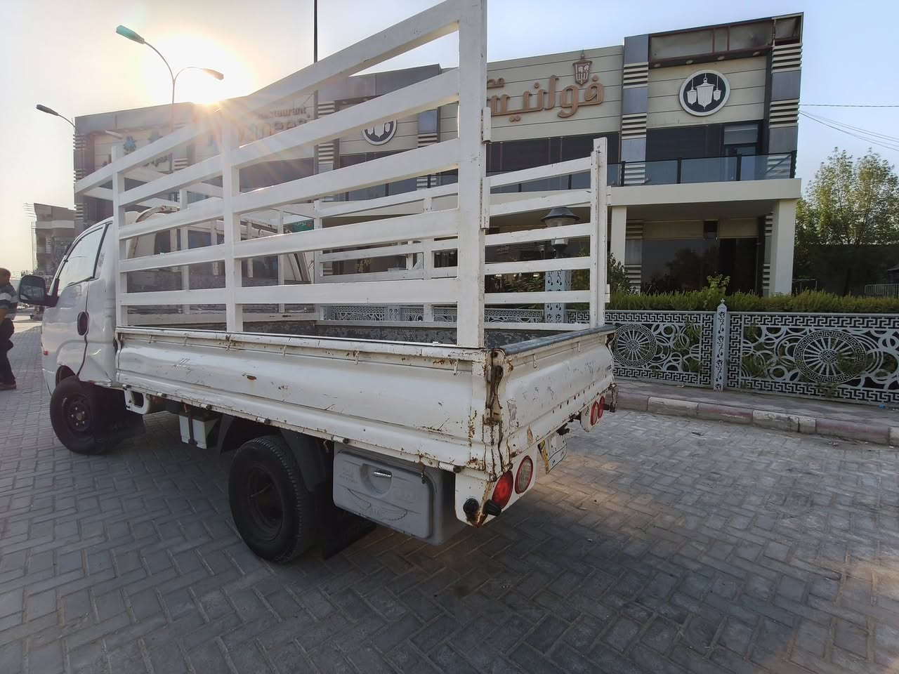 السلام عليكم
كيا بنكو للبيع 
موديل 2008
نوع المحرك 3000 سوبر مفتوح 
حالة المحرك لاتنقيص ولاتبخير 
شاصي مكفول 
رقم شاصي واضح 
رقم السياره بغداد 
مكاني بابل الحله 
السعر 78 وبيها مجال 
تواصل خاص او اتصال 
***********
