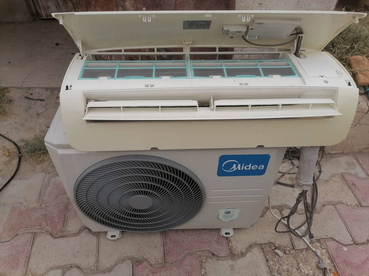 سبلت 1 طن ميديا نضافه 90 ٪ شرط الشغل
غاز R22
نقص فقط بواري غاز مقفول
العنوان بابل الشوملي
الاتصال ***********
واتساب ***********
