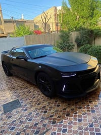 شوفرليه كمارو 2015للبيع او المراوس بسياره 4 بيبان  السيارة بحالة ممتاز...