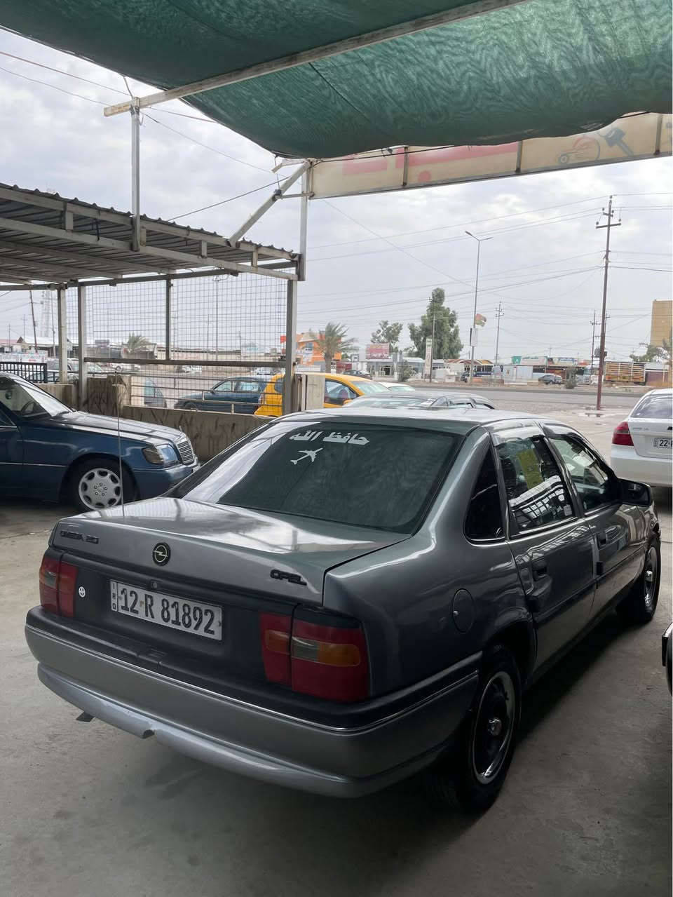 فيكتره • ١٩٩٢ • محرك ٢٫٠