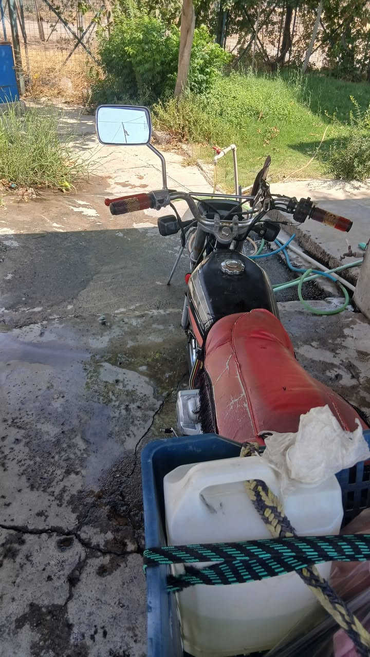 ساڤین پێنج گێر زۆر پاکە مەکینەی نەکرایتەوە مەنەفێستە 2023کارەبای هەموی کاردەکات تایەکانی نوێیە کل شغال سحر 420000هەزار  مەکینە 150رەقەم واتس ئاپ ***********ئەگەر موشتەری نیت بێزارم مەکە.
