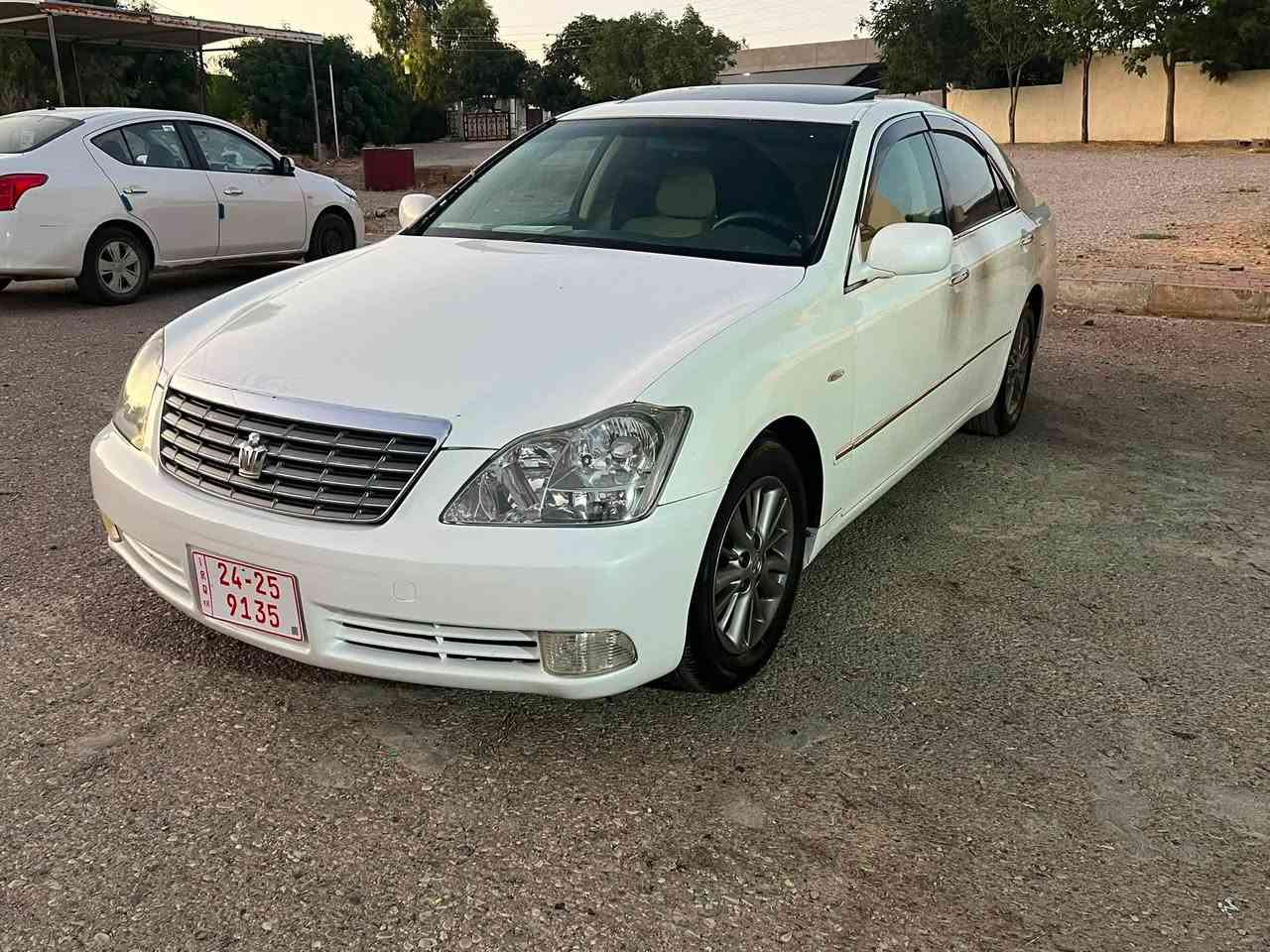 سلاو لةهةمولايك
شاهينة موس موس 
٢٠٠٦ 
گيرومةكينة گةورة ١٨٢ بي دوكةل 
سلايد 
تايةوويلي لوك مشتي ليكزز 
تةقةورةقة بةشةرت 
رون گيرمةكينة گوراوة سيرفز كراوة
تةبريد سارد كةرم بريك بةشةرت 
بي جال بي شوخت بي قوباوي 
٣ بارجة بوياغ ئةوربا 
كودي هية 
سعر ٦٩ مجال كةم 
ديناريك مةسروفي نية 
مشتةري جةرةسكة لةخزمةتام 
***********
