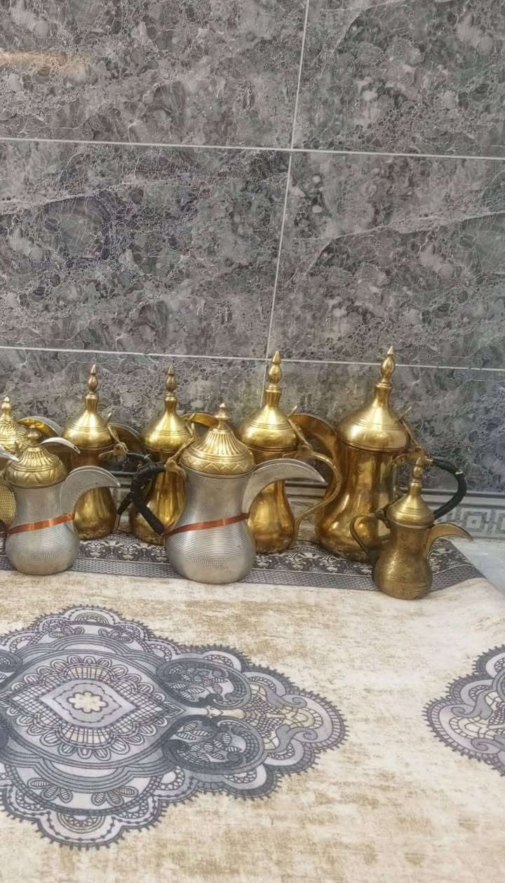 السلام عليكم
دلال نحاس ثقيل البيع 
***********
