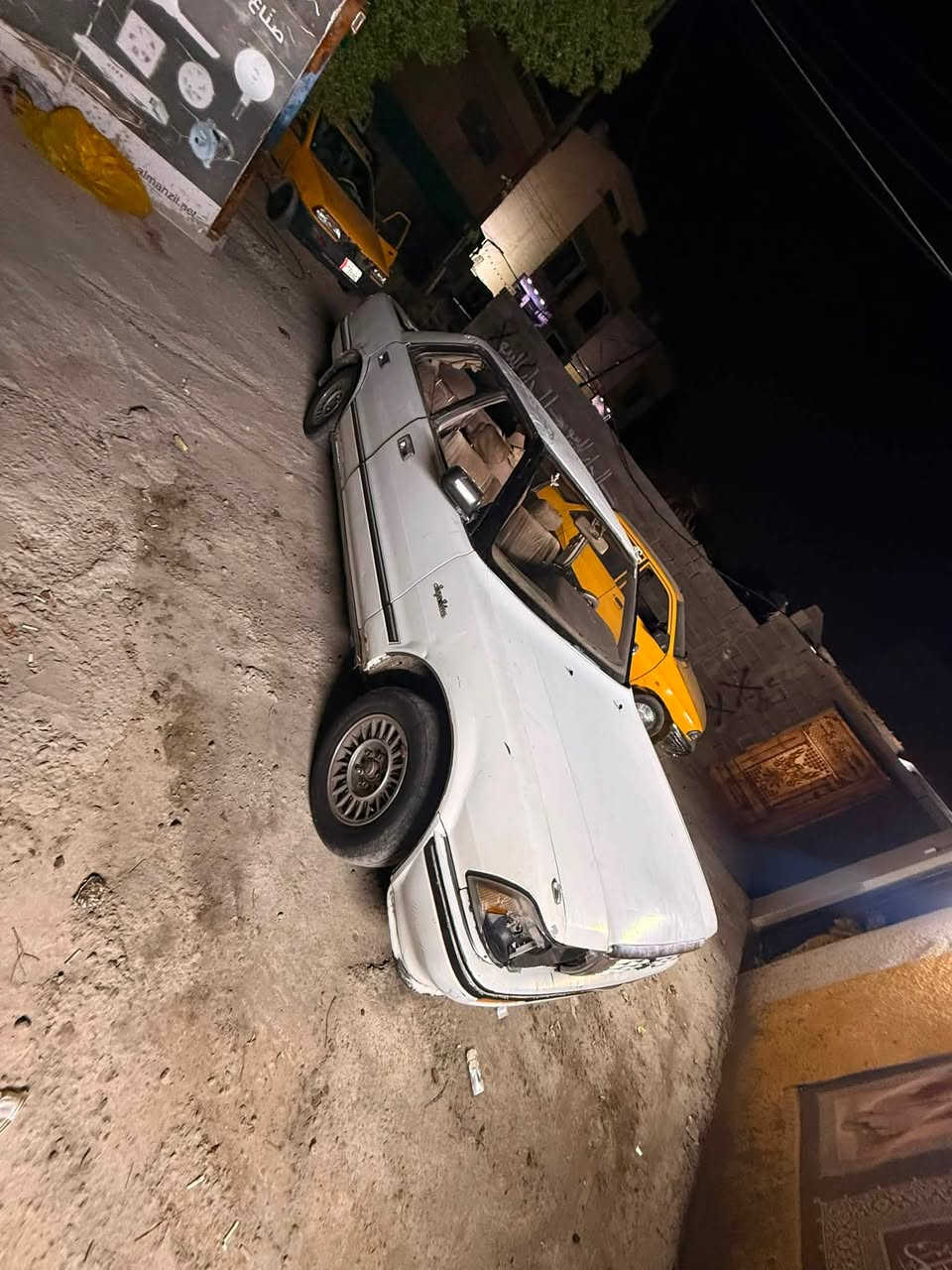 سلام عليكم
سوبر 91. مكينه وكير جديدات مكينه 3600 6 سلندر 

سياره رقمهه دياله مكانهه بغداد بسم صديقي بغداد 

تحويل ثاني يوم سعر السياره 22 وبيهه مجال 

‭***********‬
