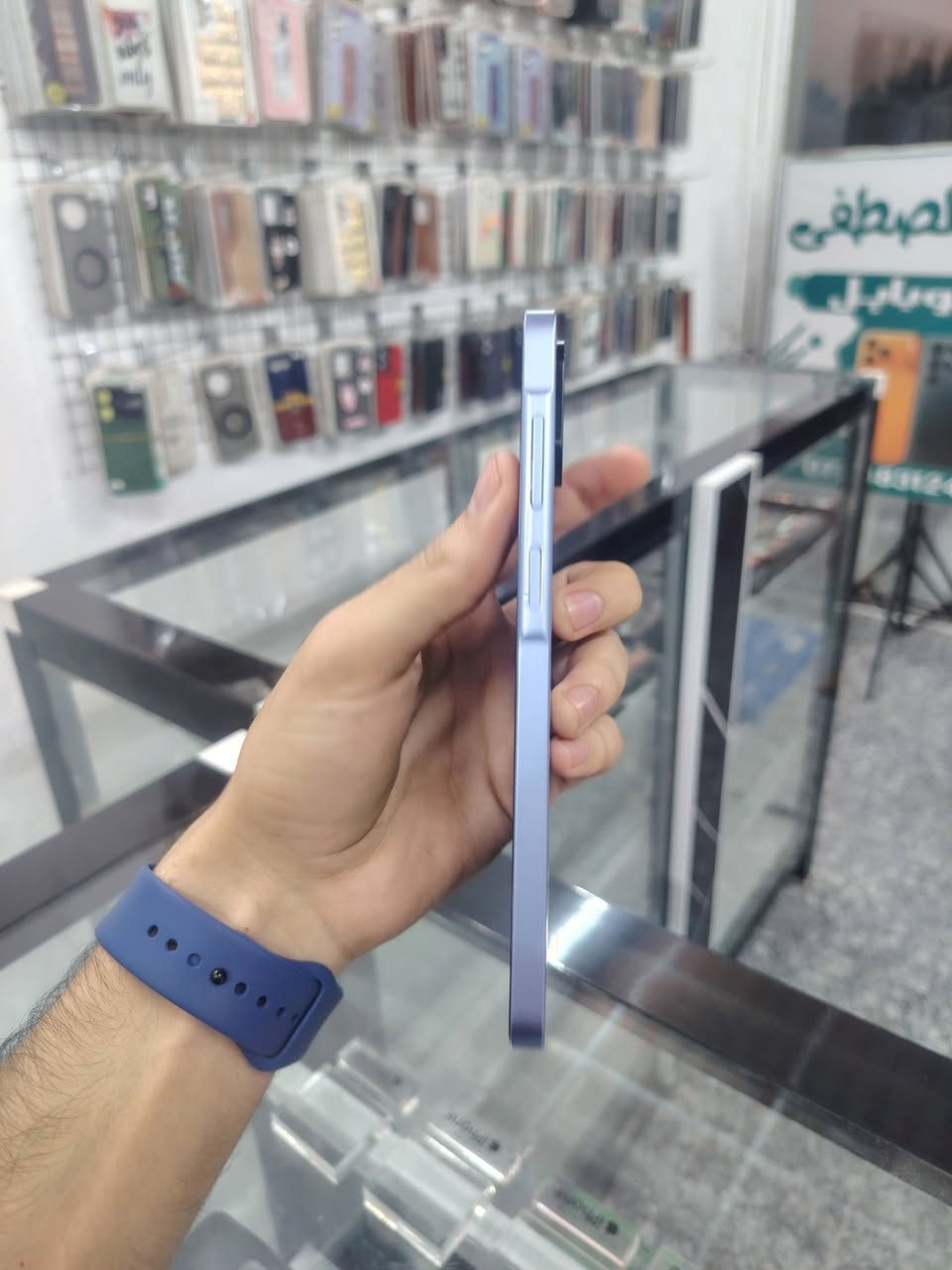 كلكسي A07 ذاكره 128 جهاز نضيف اخو جديد ملحقاته السعر 175 مكاني بغداد جسر ديالى القديم  توصيل داخل بغداد فقط *********** مكتب المصطفى
