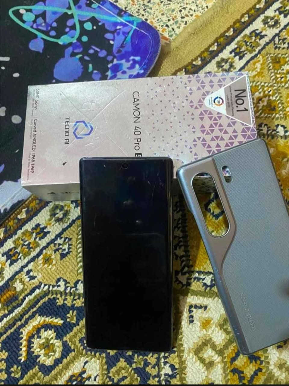تكنو كامون 40 برو • ٢٥٦ • نضافه