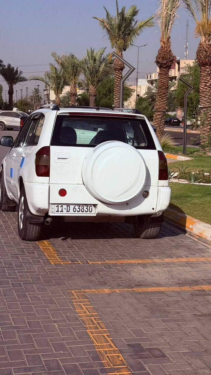 تيكو ٢٠١٢  محرك ٢٠٠٠كير ميكانيكي مصبوغه حزام بدون ضربه تبريد شغال بأسمي رقم بغداد   بيها شغلات بسيطه اذاين محرك  وفلتر كير يتبدل السعر ٤٥ ورقه مكانه بغداد الاستفسار ***********
