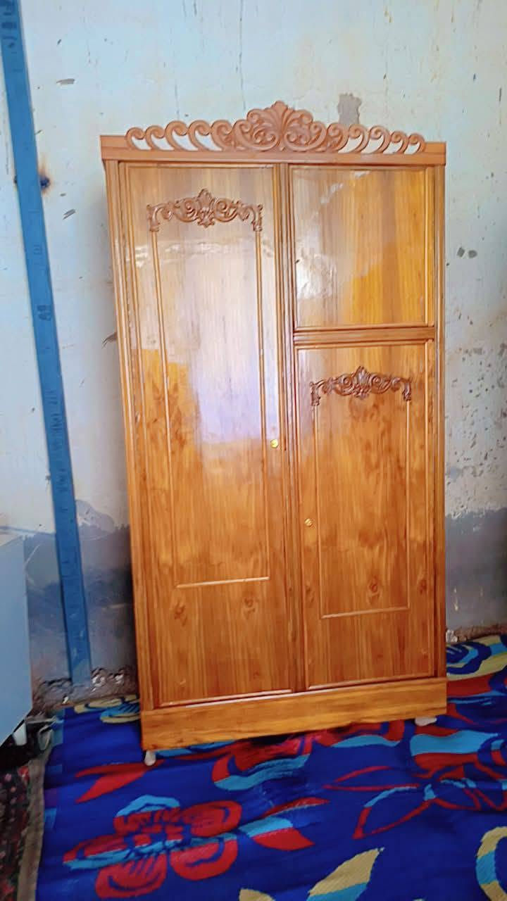 في معرض ومزاد لاصدقاء مستعدون لشراء  وبيع جميع الاثاث المنزلي الجديد والمستعمل وغرف النوم التركي والعراقي راسلنا على واتساب *********** او مراسلة الصفحة .
