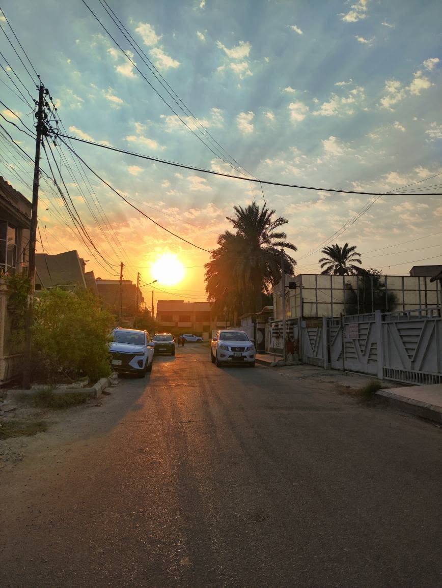 🔶 قطعة بمساحة 240m ركن على شارعين - حي العدل 📍 
— في حي سكني هادئ وعلى شوارع مبلطه
🔸السند: طابو ملك صرف

🔸المساحه الكليه: 240m

🔸الواجهة: 14m

🔸نزال: 17m, و30cm

تصلح القطعة لبناء دار سكني أو اي إستثمار 

لمعرفة السعر علق برقم (1) 🔻
للتواصل والاستفسار الاتصال على الرقمين:

*********** ➦
*********** ➦ بغداد, العراق

نص مكتوب في الصور:
- call us: *********** *********** كرات