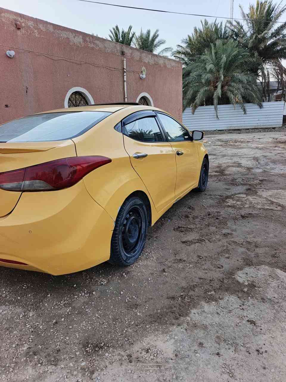 سلام عليكم النتر 12خليجي باسمي رقم مثنى مكفوله من كلشي عده بارد لاتبديل ولافتح فول سياره عده بصمه سنويه لل٣٠ سعره ١٠٢ وبيه مجال موصفاته معروفه رقم *********** مكانه الديوانيه

