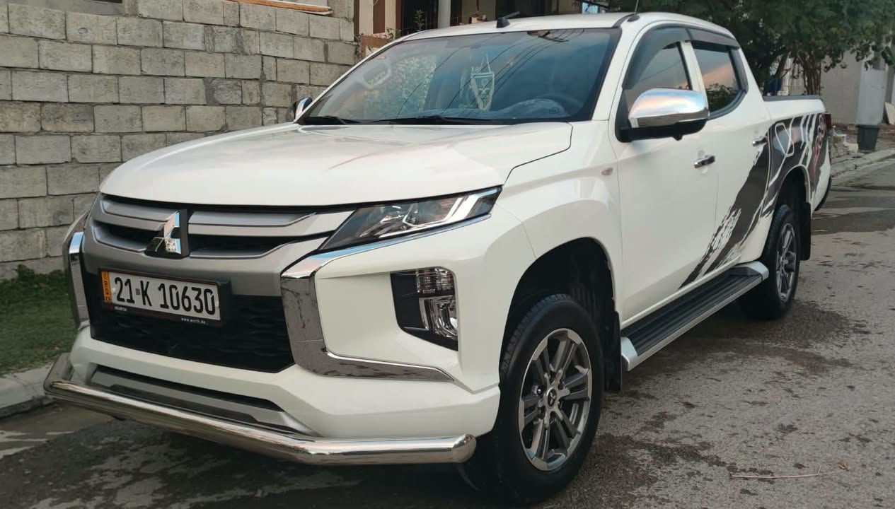 ميتسوبيشي L200 • ٢٠٢٣ • ٤٣٠٠٠ كم