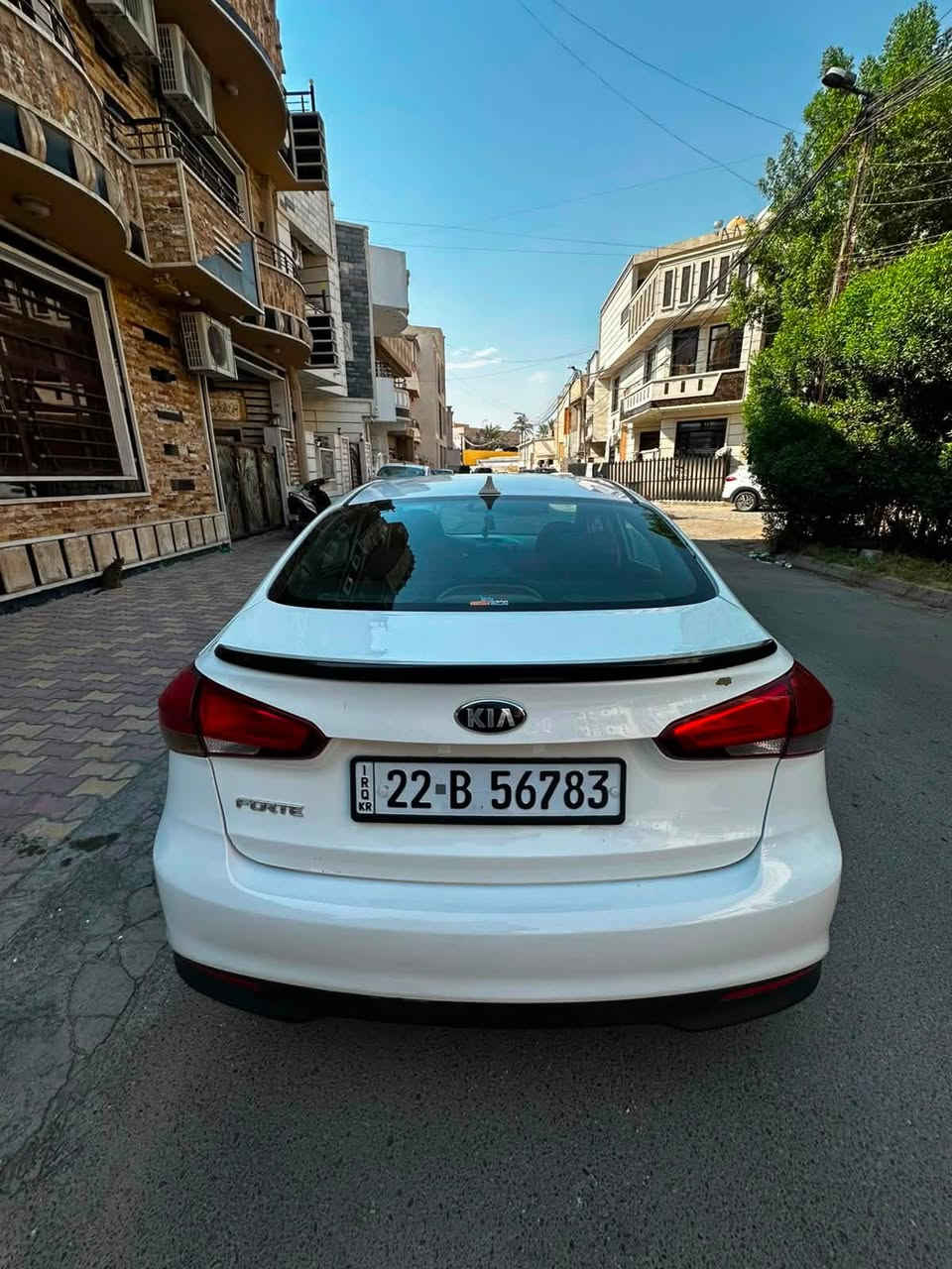 السلام عليكم 

كيا فورتي للبيع 2018
محرك 2000 دوج
كير AT
الكير والمحرك مكفول
ماشية 86 ألف ميل

هزة جديدة ✅
سنوية جديدة ✅
شرط التحويل

صبغ جاملغات خلفية، أثر طخات بسيطة.
السعر: 118$ 💵 وبيها مجال بسيط.

📍 بغداد / الأعظمية

***********
